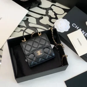 CHANE Size: 11*11*4cm