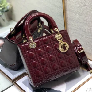 Burgundy lacquer, classic 5-panel 24cm