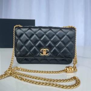 Chane Model: AP3043 Size: 19cmX12cmX3cm