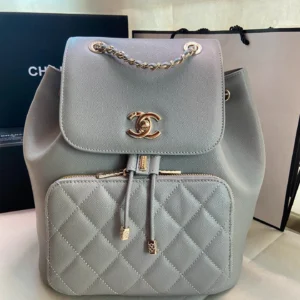 Backpack Size: 24*21*16cm Model Number: AS3531