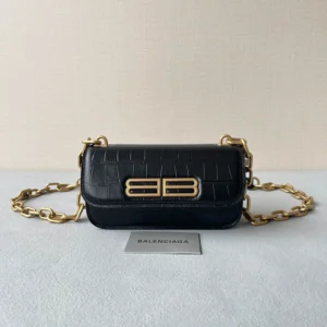 Crossbody Bags Size: 19✖️10✖️7cm