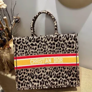 Book Tote Series Size: 41.5cm 36cm