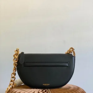 Backpack Size:22.5 x 4 x 13.5cm Code:650678