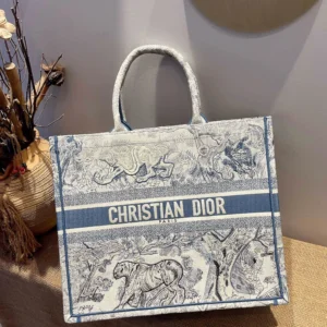 Book Tote Collection Size: 41.5cm 36cm