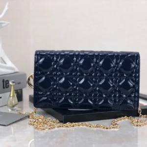 Diamond Classic Size: 22cm