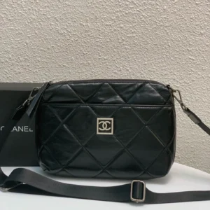 Casual Size: 29x22cm