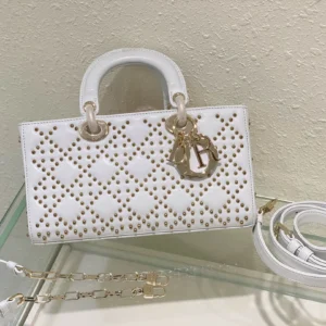 Lady D-Joy mao handbag Size: 26cm