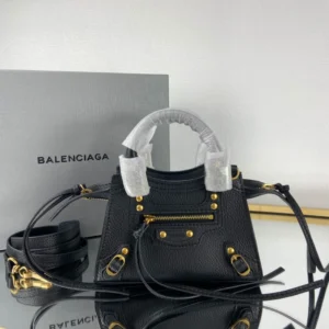 Balenciag* Neo Classic Casual Bag Size: 18cm