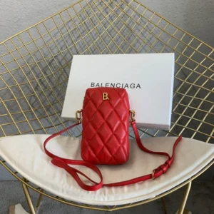 Balenciaga Big Red Model: A48
