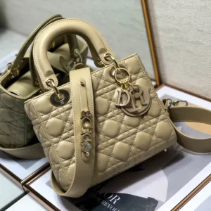 ABC Alphabet Size: 20cm