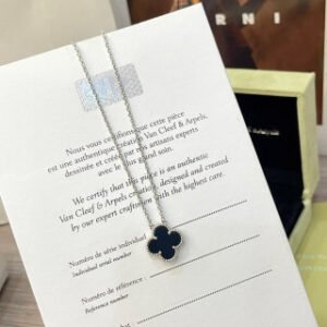 Vintage Alhambra pendant