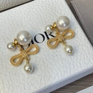mental Pearl and bow earrings